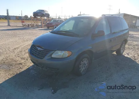 2005 Chrysler Town & Country из США, поврежденный, VIN 1C4GP45R45B417772